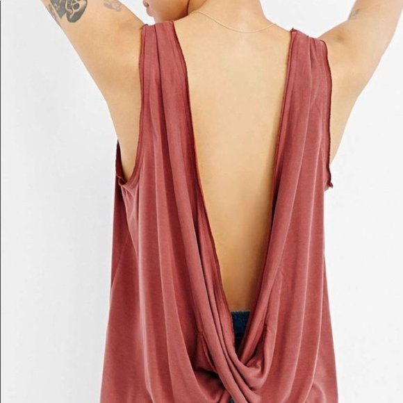Urban Outfitters Silence + Noise Twist Back Tank - Picture 2 of 5